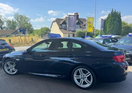 BMW 5 Series 520D M SPORT 4