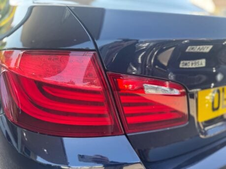 BMW 5 Series 520D M SPORT 12
