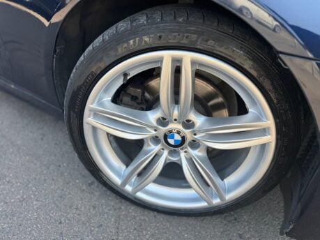 BMW 5 Series 520D M SPORT 14