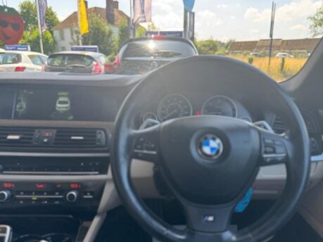 BMW 5 Series 520D M SPORT 23