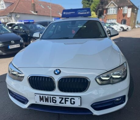 BMW 1 Series 118I SPORT 2