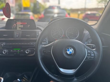 BMW 1 Series 118I SPORT 24