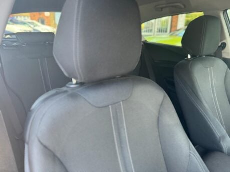 BMW 1 Series 118I SPORT 27