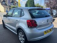 Volkswagen Polo SE 2