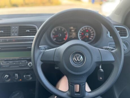 Volkswagen Polo SE 10