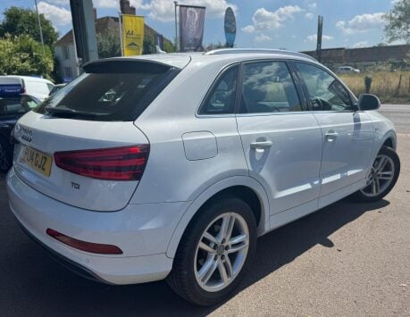 Audi Q3 TDI S LINE 4