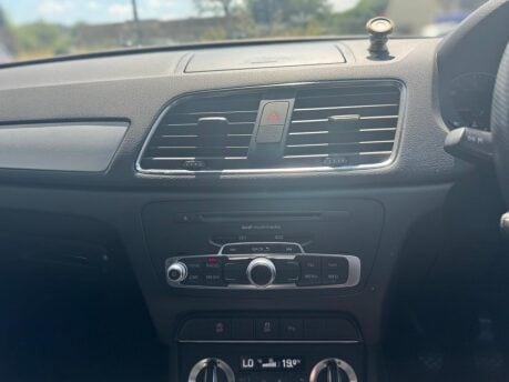 Audi Q3 TDI S LINE 10