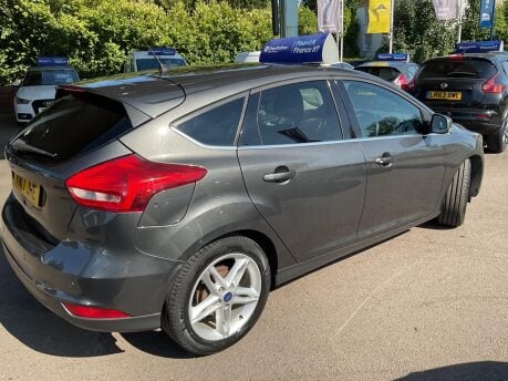 Ford Focus ZETEC EDITION TDCI 10