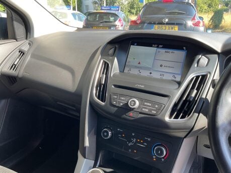 Ford Focus ZETEC EDITION TDCI 25