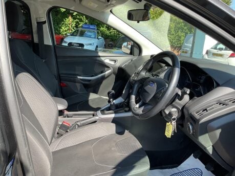 Ford Focus ZETEC EDITION TDCI 26