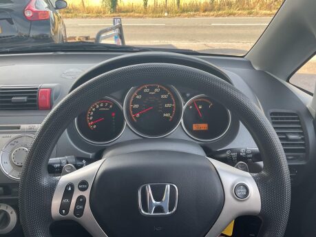 Honda Jazz 1.4 i-DSI SE CVT-7 5dr 25