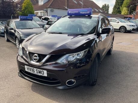 Nissan Qashqai 1.6 dCi Tekna 4WD Euro 6 (s/s) 5dr 9