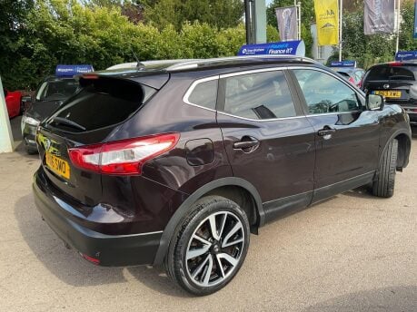 Nissan Qashqai 1.6 dCi Tekna 4WD Euro 6 (s/s) 5dr 13