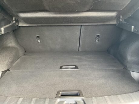 Nissan Qashqai 1.6 dCi Tekna 4WD Euro 6 (s/s) 5dr 30