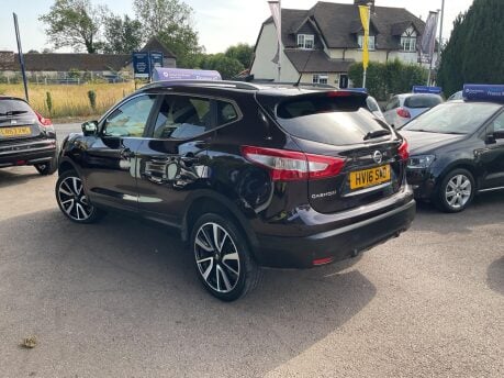 Nissan Qashqai 1.6 dCi Tekna 4WD Euro 6 (s/s) 5dr 10