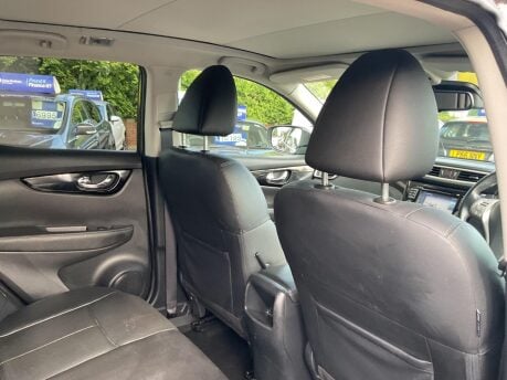 Nissan Qashqai 1.6 dCi Tekna 4WD Euro 6 (s/s) 5dr 21