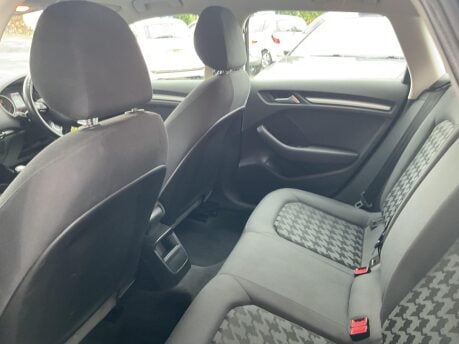 Audi A3 TDI SE 21