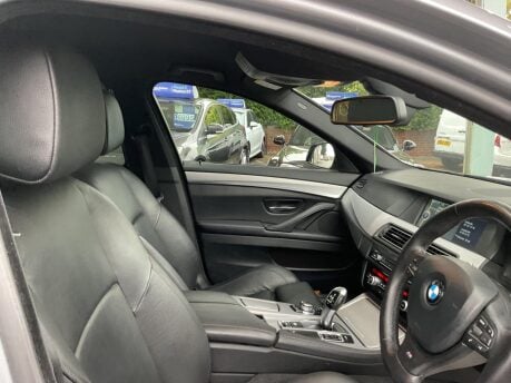 BMW 5 Series 530D M SPORT TOURING 15