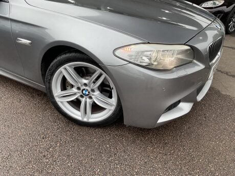 BMW 5 Series 530D M SPORT TOURING 36