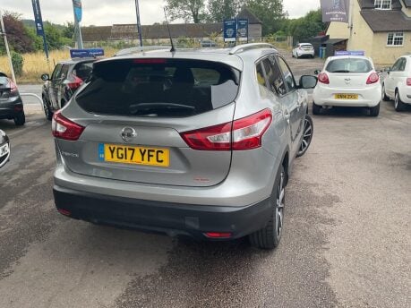 Nissan Qashqai DCI TEKNA 8