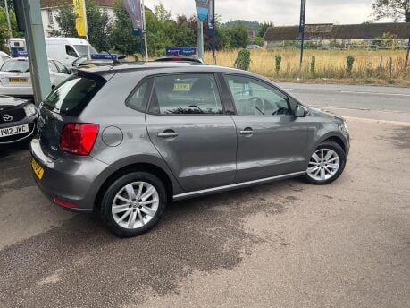 Volkswagen Polo SE 7