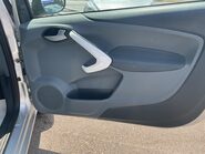 Ford Ka 1.2 Titanium Euro 5 3dr 22