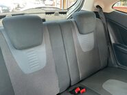 Ford Ka 1.2 Titanium Euro 5 3dr 21