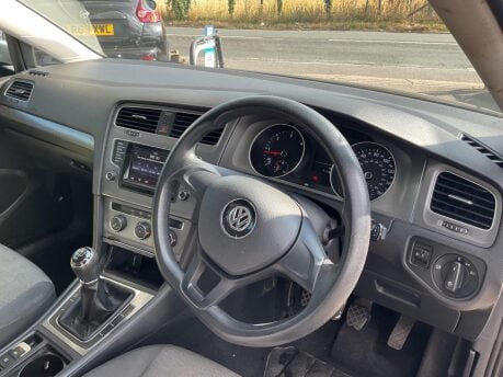 Volkswagen Golf S TDI BLUEMOTION TECHNOLOGY 8