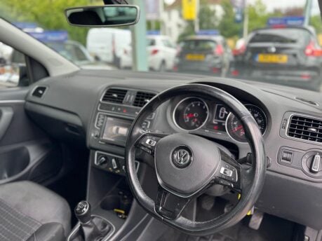 Volkswagen Polo MATCH TSI 29