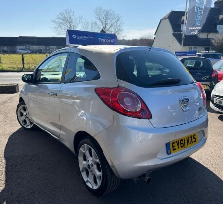 Ford Ka TITANIUM 5