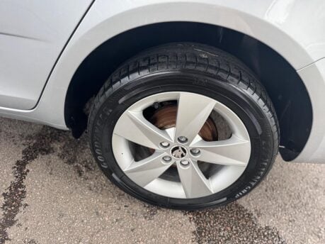 Skoda Fabia SE TSI 16