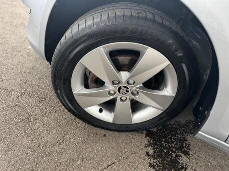 Skoda Fabia SE TSI 17
