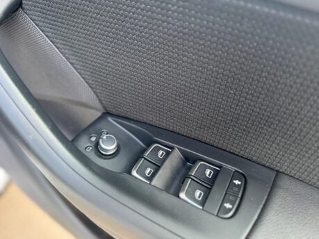 Audi Q3 TDI S LINE 18