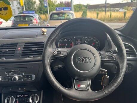 Audi Q3 TDI S LINE 22