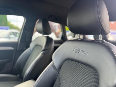 Audi Q3 TDI S LINE 30