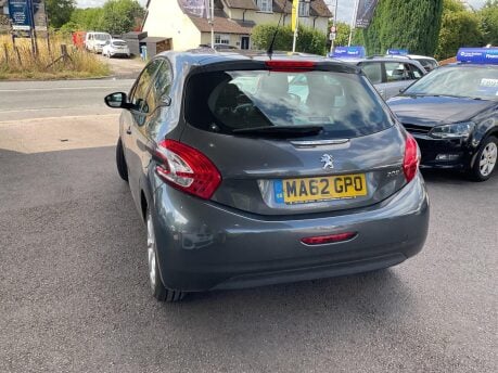 Peugeot 208 ACTIVE HDI 4