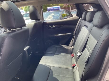 Nissan Qashqai DCI TEKNA 18