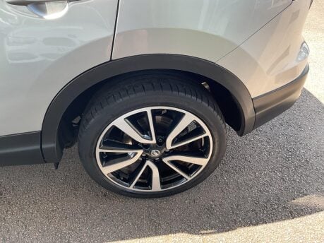 Nissan Qashqai DCI TEKNA 23