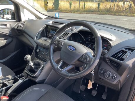 Ford C-Max ZETEC TDCI 9