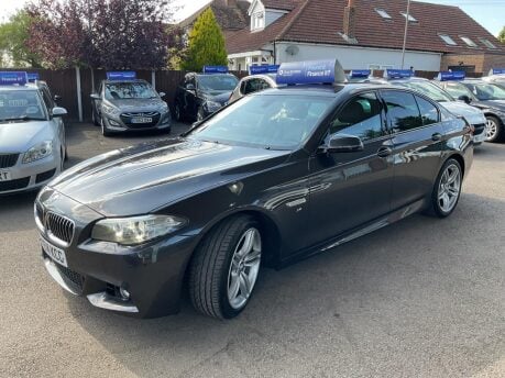BMW 5 Series 520D M SPORT 4