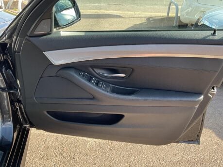 BMW 5 Series 520D M SPORT 25