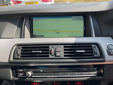 BMW 5 Series 520D M SPORT 29