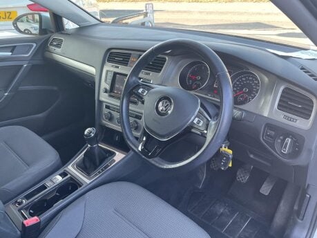 Volkswagen Golf MATCH TDI BLUEMOTION TECHNOLOGY 9