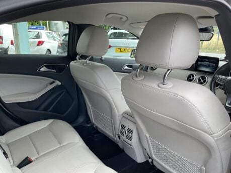 Mercedes-Benz A Class A 180 D SPORT EXECUTIVE 10