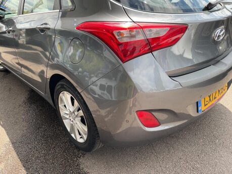 Hyundai i30 STYLE NAV BLUE DRIVE CRDI 5