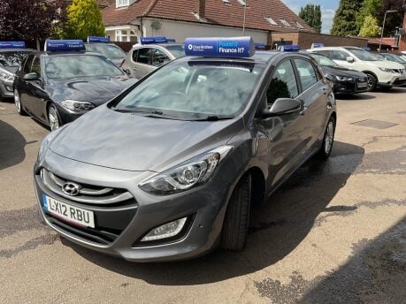 Hyundai i30 STYLE NAV BLUE DRIVE CRDI 8