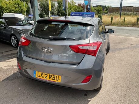 Hyundai i30 STYLE NAV BLUE DRIVE CRDI 11