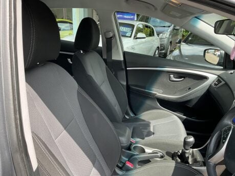 Hyundai i30 STYLE NAV BLUE DRIVE CRDI 15