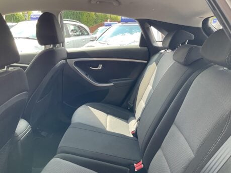 Hyundai i30 STYLE NAV BLUE DRIVE CRDI 18