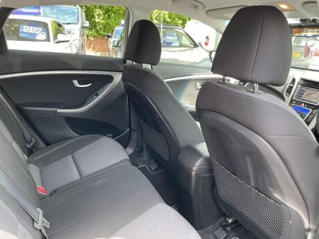 Hyundai i30 STYLE NAV BLUE DRIVE CRDI 20